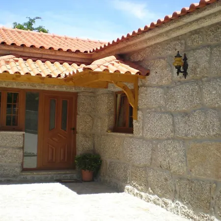 Casa De Sobragado